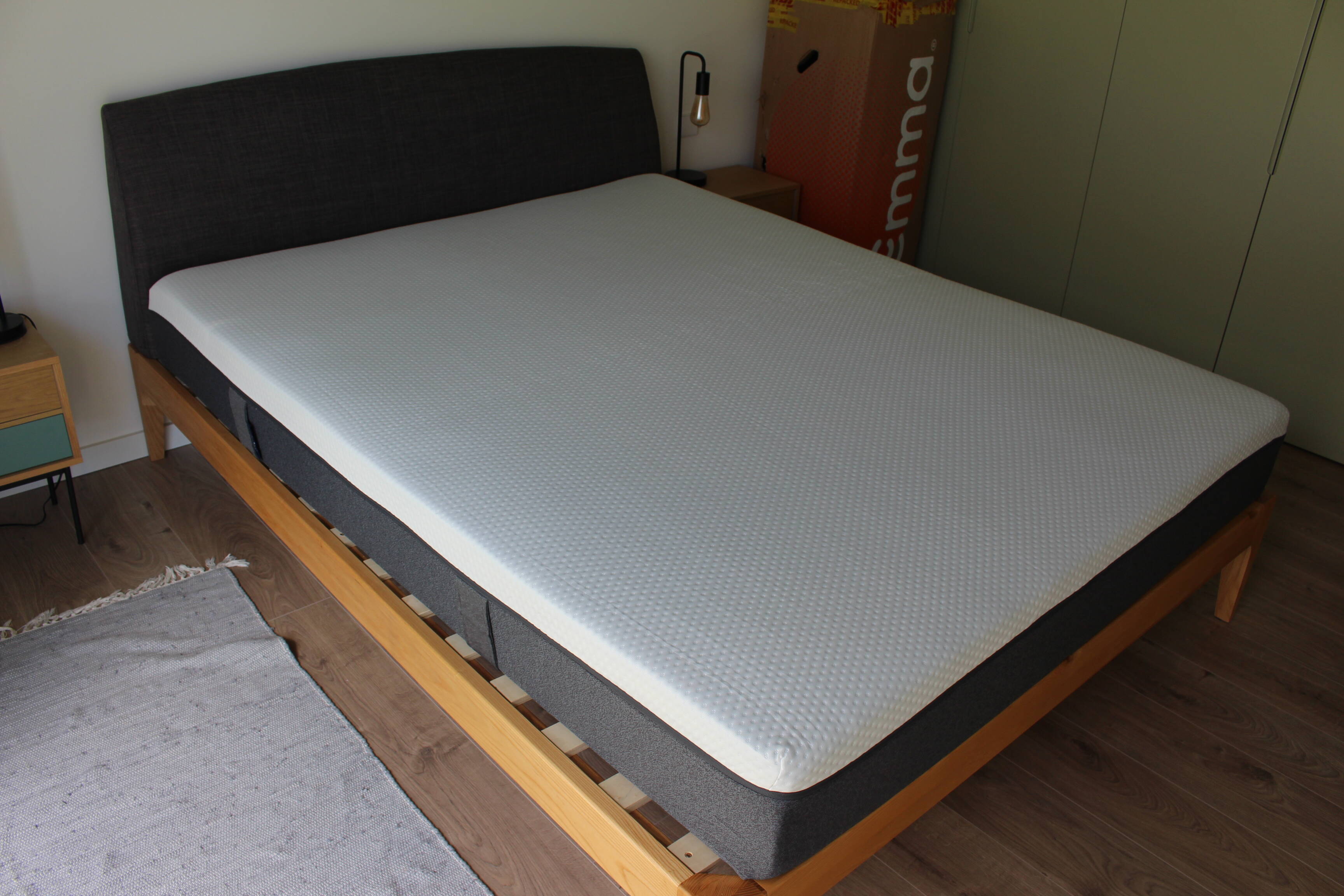 emma-hybrid-fresh-sul-letto